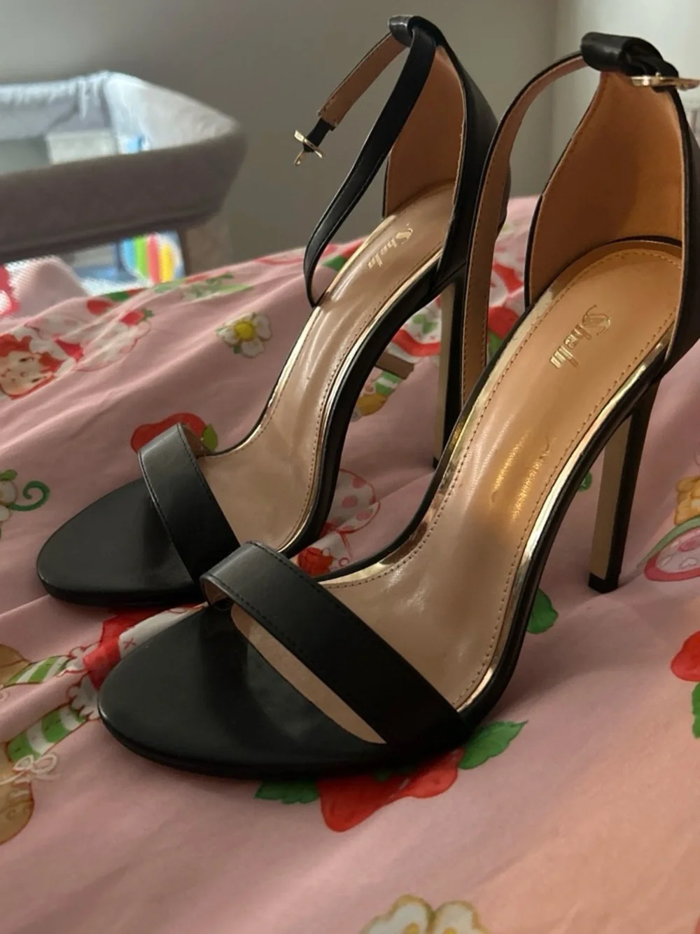 SHEIN Black Open-Toe Ankle Strap Heels